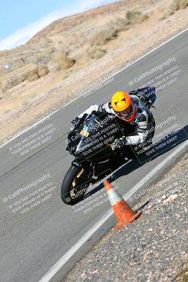 media/Feb-05-2023-Classic Track Day (Sun) [[c35aca4a42]]/Group 2/session 3 turn 13/